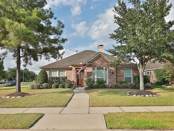 2nd image of 16726 Gentle Stone Dr