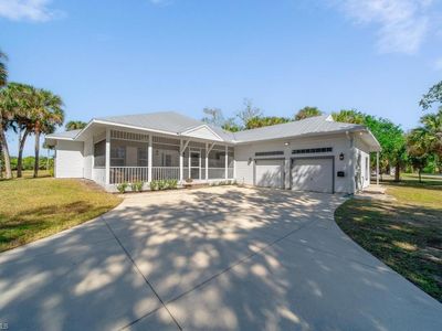 671 17th St NW, Naples, FL, 34120