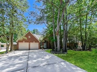 215 Bristol Bend Cir, Spring, TX 77382