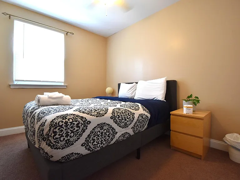 8018 Chelwynde Ave — Photo 33