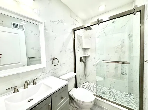 1621 S 5th St #2, Philadelphia, PA 19148