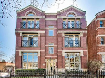 1035 W Taylor St #1, Chicago, IL, 60607