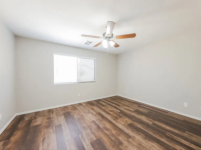 8560 W Eva St — Photo 10