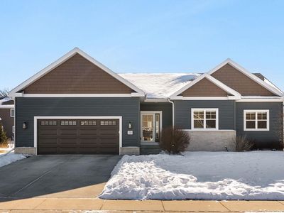 108 Drumlin Circle, Oregon, WI, 53575