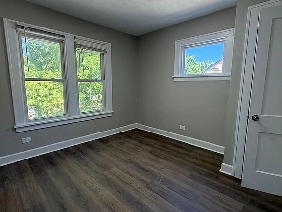 5th image of 1067 Rushleigh Rd