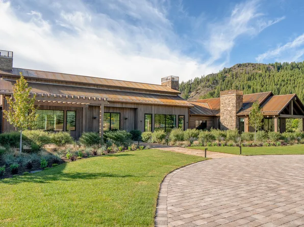 201 High Meadows Ln, Ketchum, ID 83340