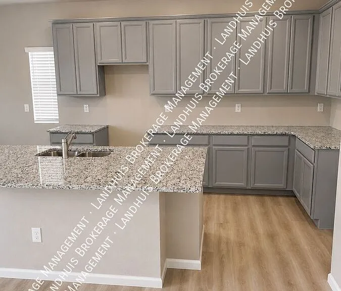 755 E Maybell Dr — Photo 8