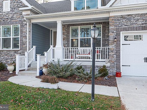 2nd image of 10315 Quarter Deck Ln