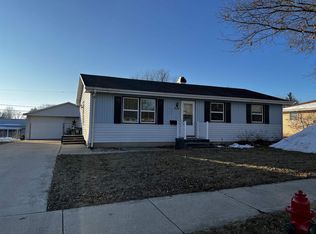 2615 12th Ave, Monroe, WI 53566