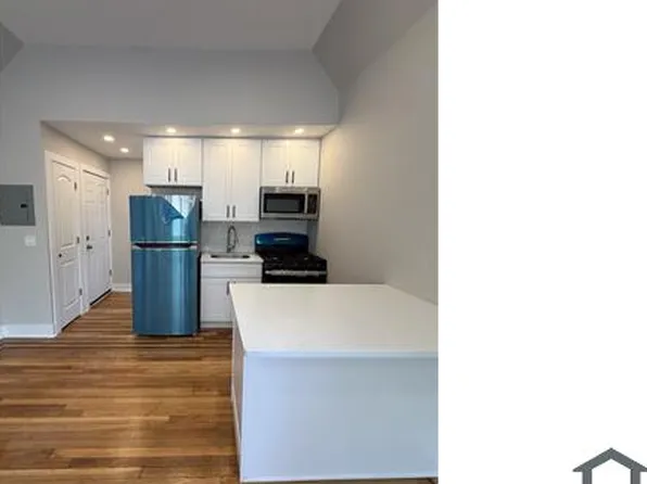 169 Silver Lake Rd #2, Staten Island, NY 10301