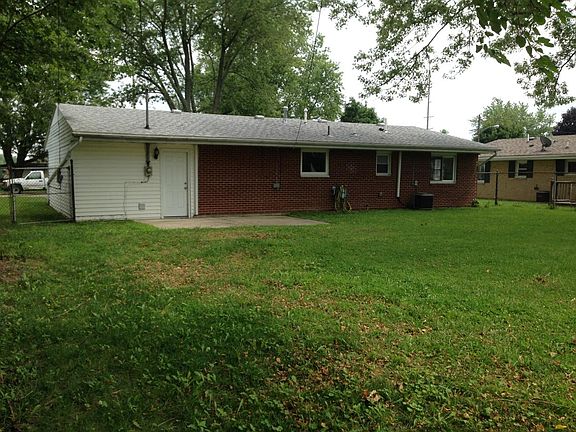 Large fenced back yard!