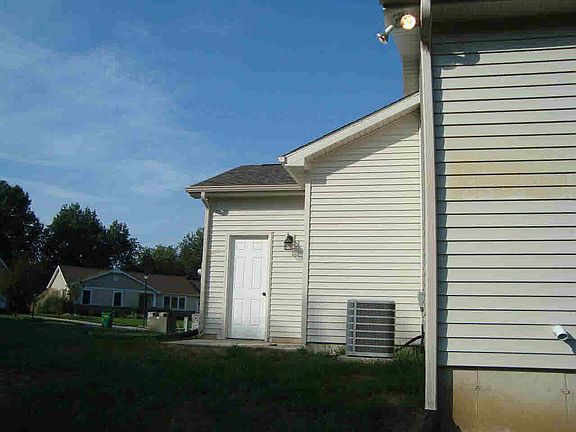 4th image of 54044 Stonewood Dr