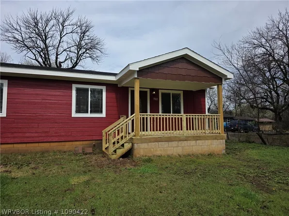 702 E 1st St, Hartford, AR 72938