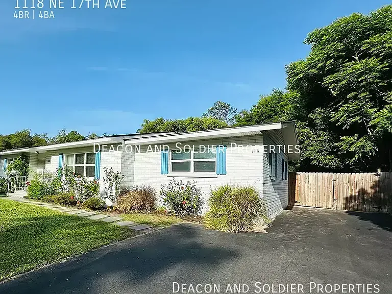 1118 NE 17th Ave — Photo 3