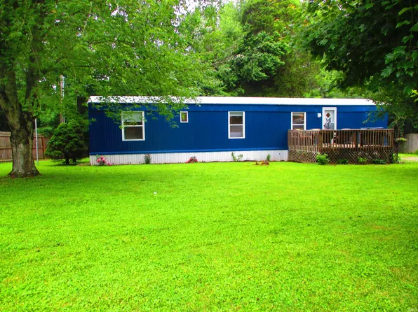 2311 N Dogwood Cir, Eckerty, IN 47116