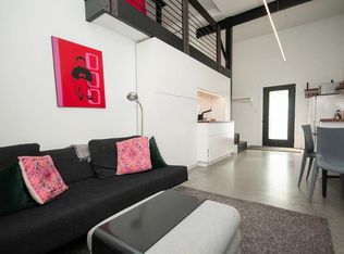 563 Union St, Vancouver, BC V6A 2B7