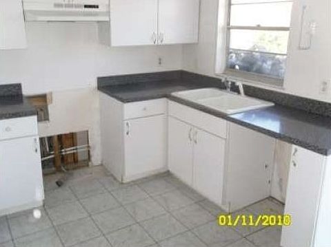 4th image of 3931 Bryston Dr