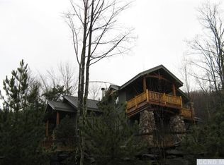 8 White Way #8, Windham, NY 12496