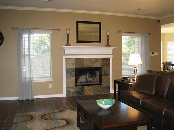 5th image of 1715 Country Crest Ln