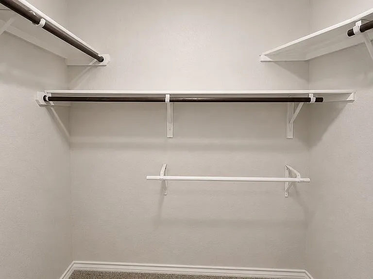 5016 Flipper Dr — Photo 15