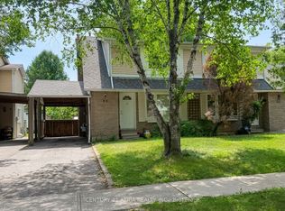 52 Applegate Cres, Toronto, ON M2H 2R4