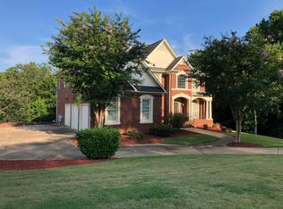 1413 Fall Branch Dr, Phenix City, AL 36867