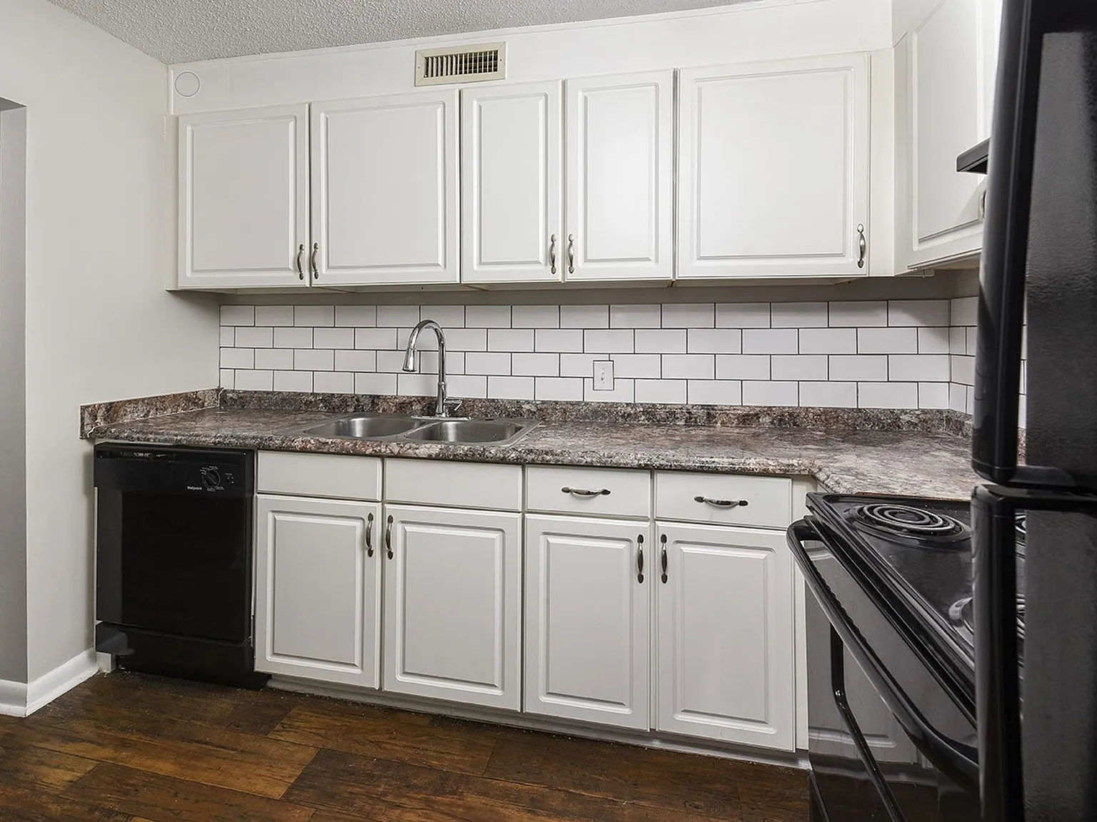 Homewood Heights — Photo 4