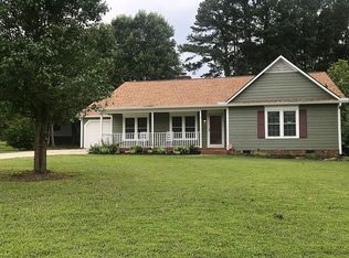 111 Kings Mountain Dr, Greer, SC 29650