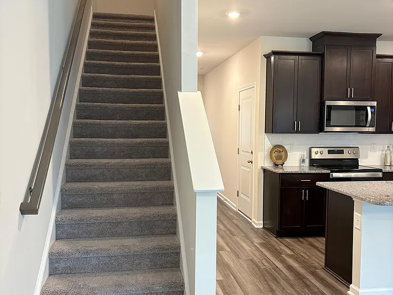 904 Clearhaven Ln — Photo 11
