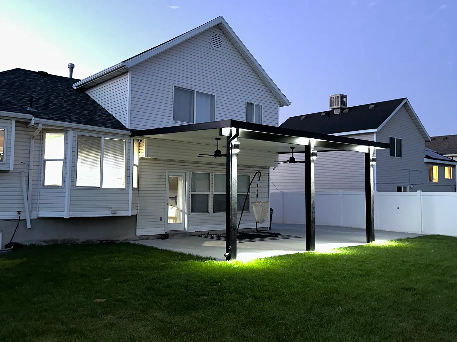 4 bed, 1933 sqft, $3,000 — Photo 4