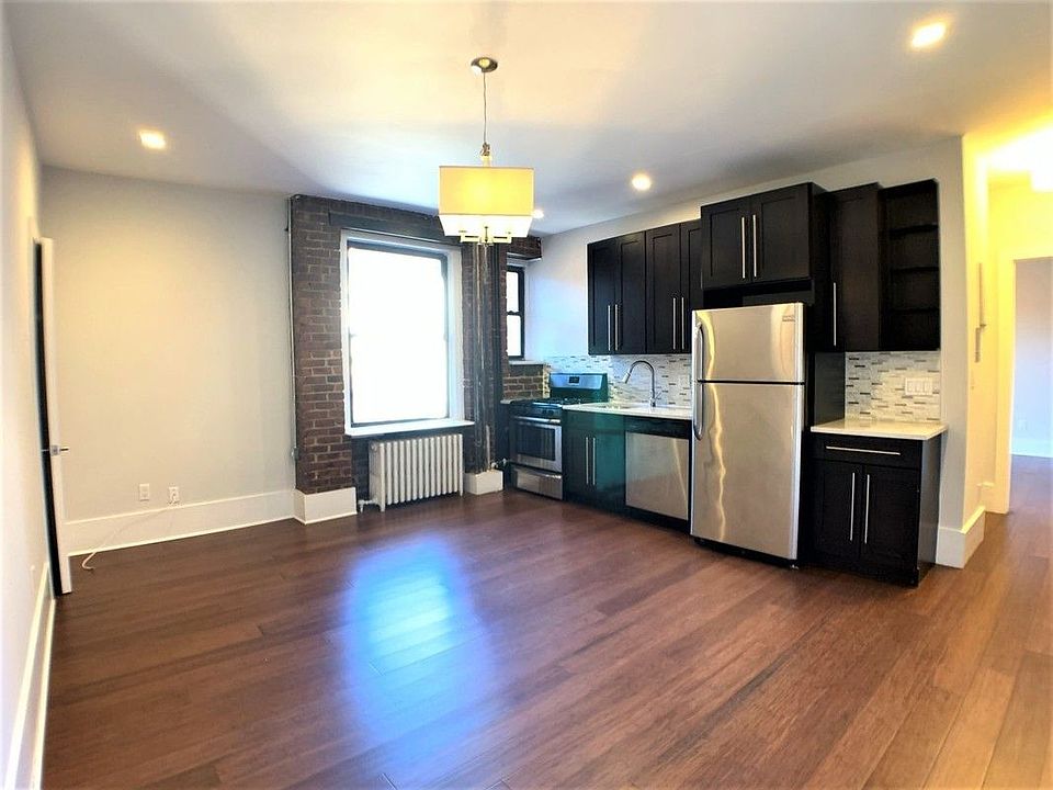 1st image of 30-15 33rd St #3FLG