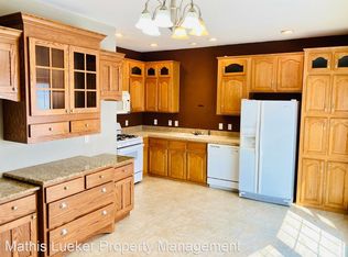 2114 Thompson Dr, Junction City, KS 66441