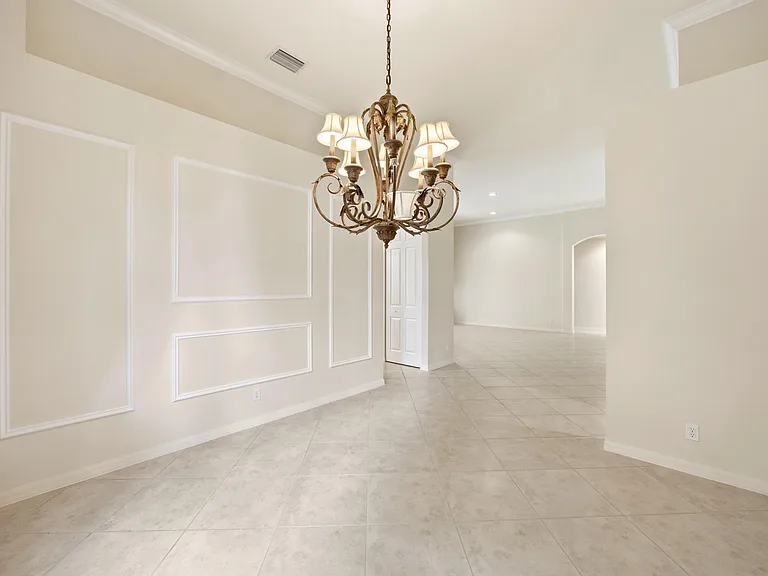 195 Sedona Way — Photo 14