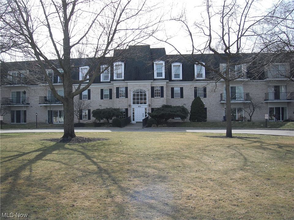 1st image of 2021 King James Pkwy APT 301