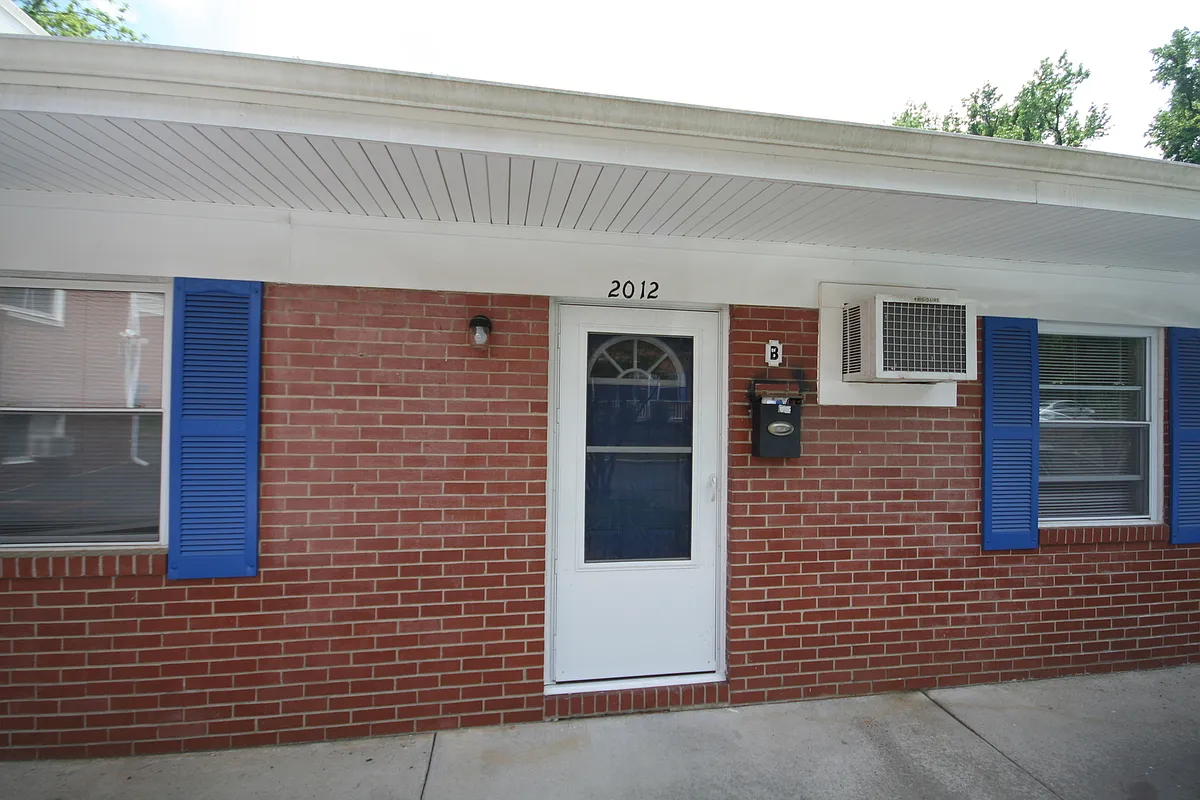 Building Photo - 2012 Jersey Ave #B