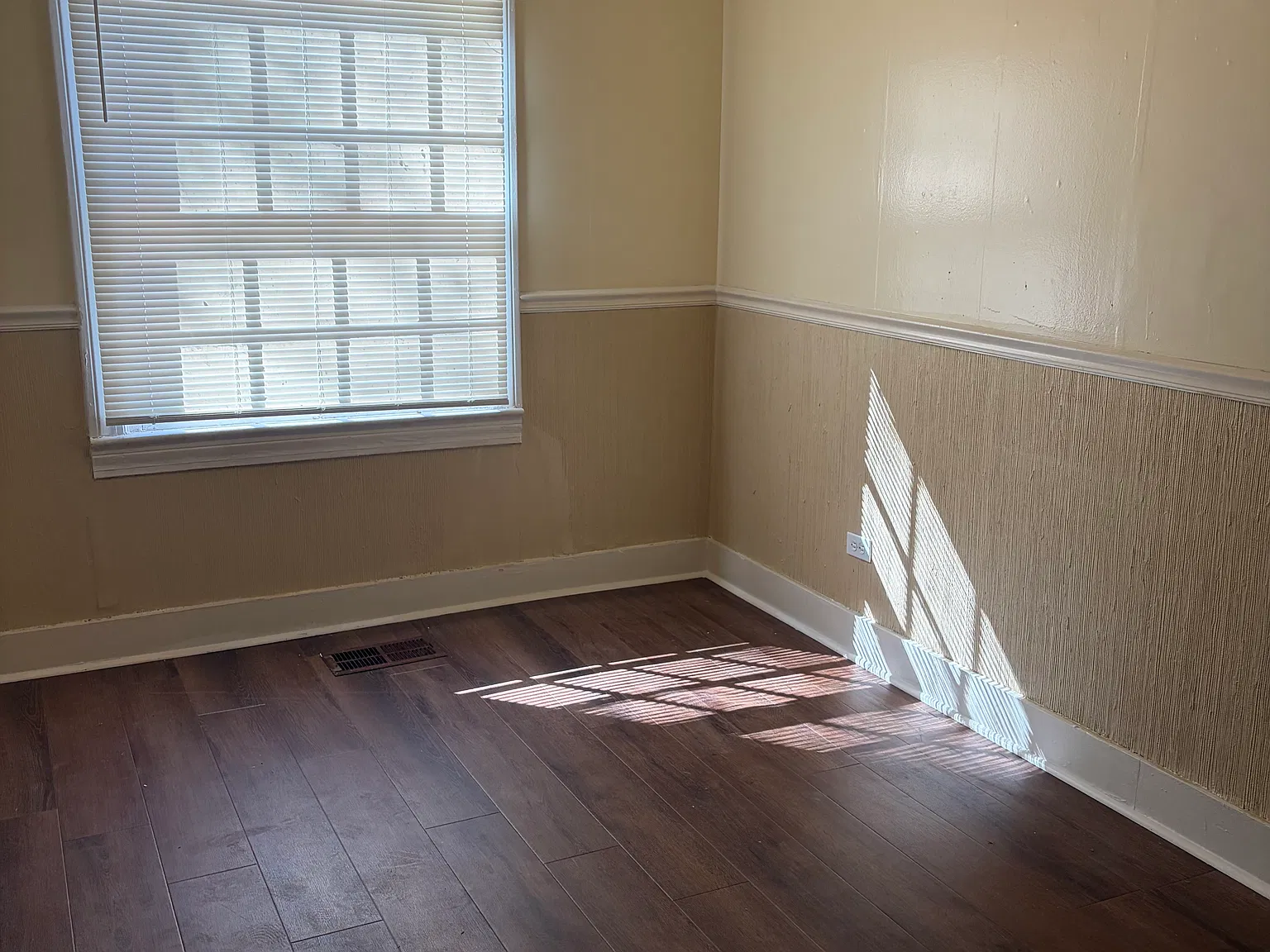 2 bed, 953 sqft, $1,325 — Photo 4