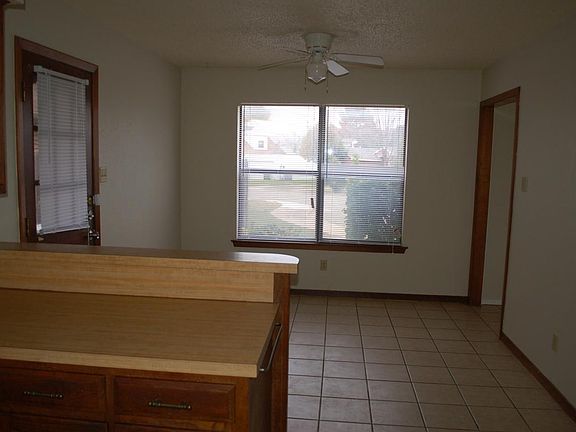 5th image of 2238 Brigadoon Ct