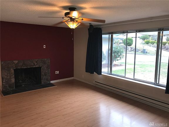 5th image of 6970 Corfu Blvd NE