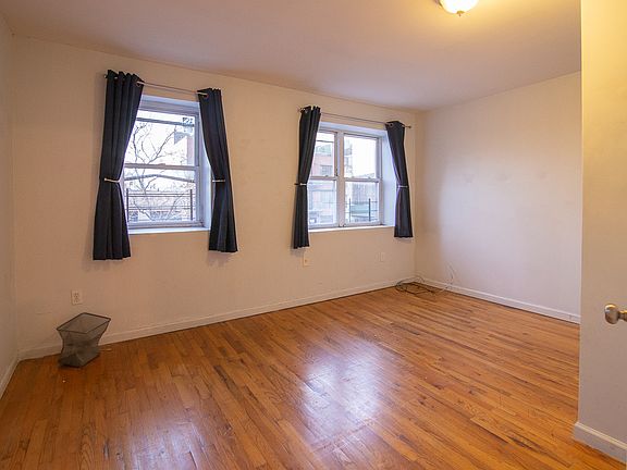 2nd image of 810 De Kalb Ave #3A