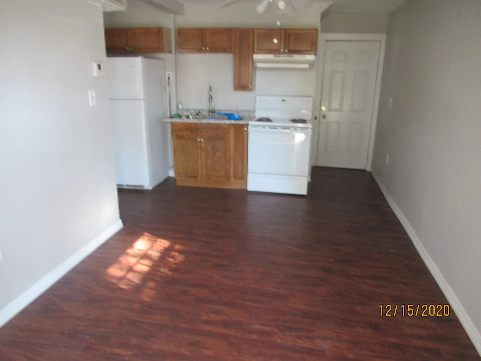 1 bed, 440 sqft, $900 — Photo 2