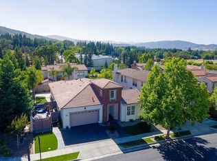 7607 Hackett Dr, Gilroy, CA 95020