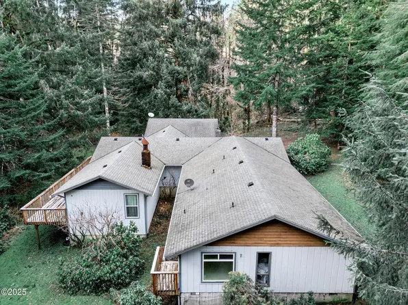 9253 S Schooner Creek Rd, Otis, OR 97367