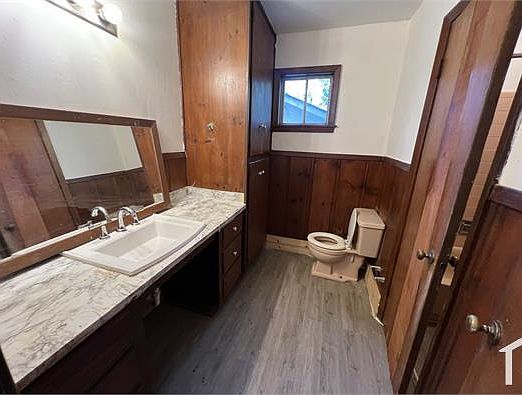 5th image of 251 Catalina Cir