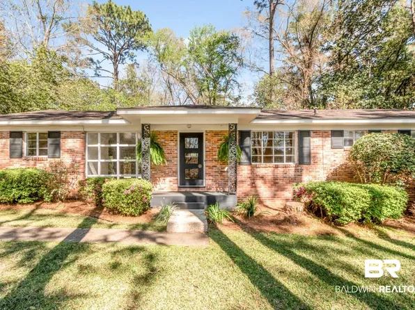 419 Ridgecrest Ct, Mobile, AL 36609