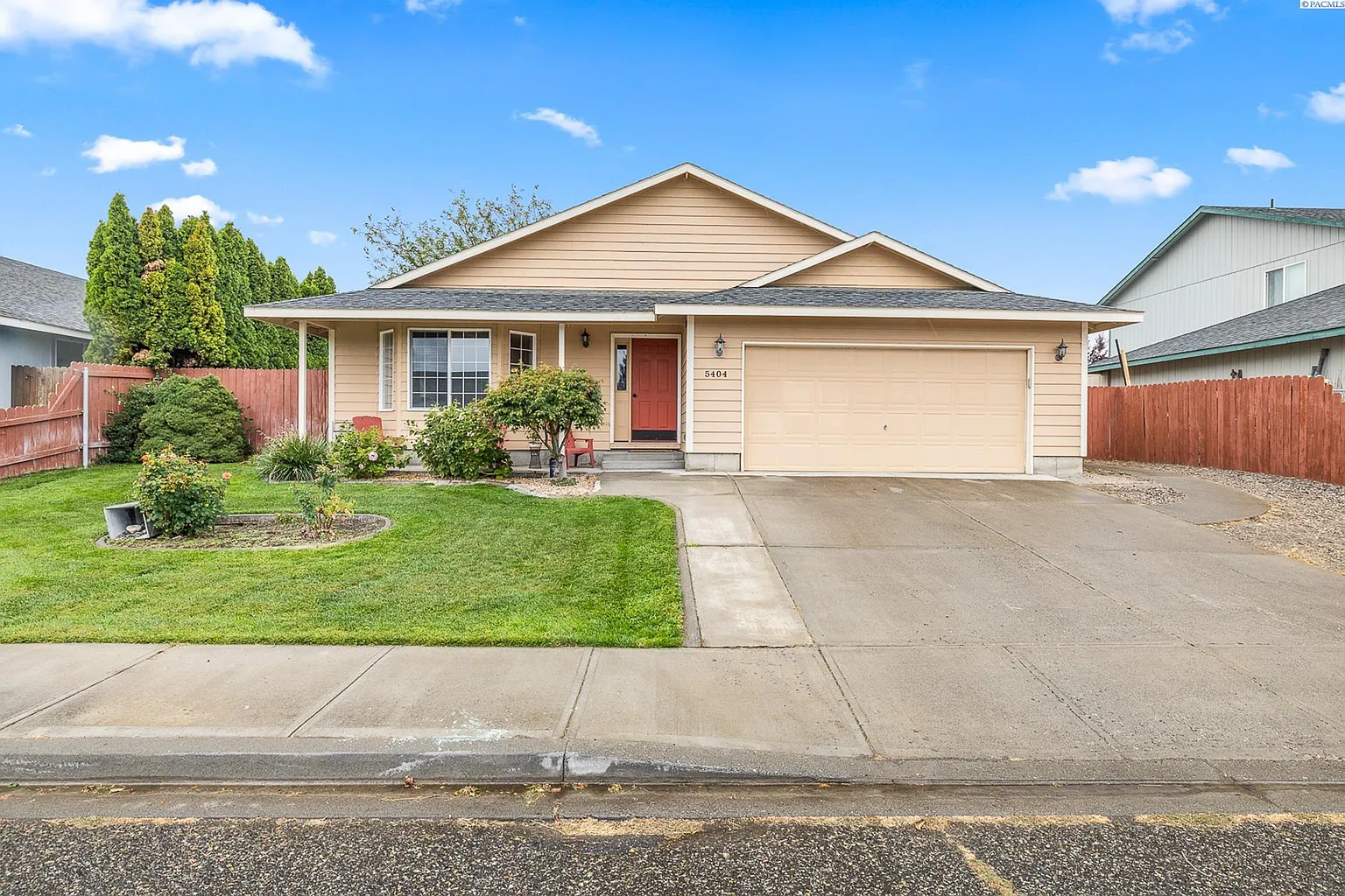 5404 Hornby Ln photo 1