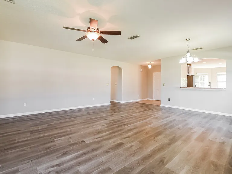 194 Compass Rose Dr — Photo 3
