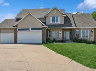 6716 Star View St, Des Moines, IA 50320