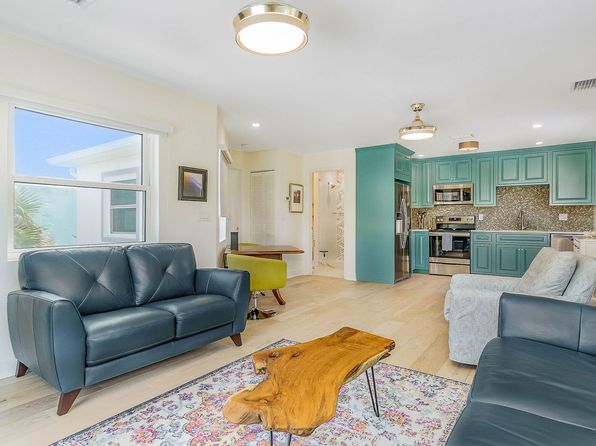 117 N Orlando Ave #Id1069189p, Cocoa Beach, FL 32931 – 1-bedroom rental in Cocoa Beach