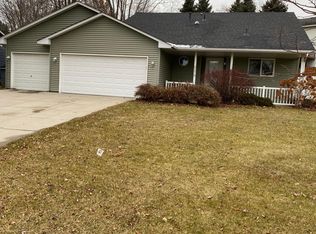 9279 Jeffery Ave S, Cottage Grove, MN 55016