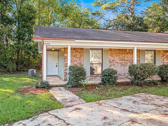3rd image of 1200 Pinnacle Cir